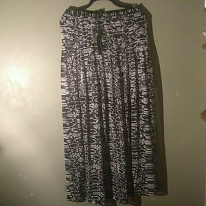 New Jeans By Buffalo dress skirt